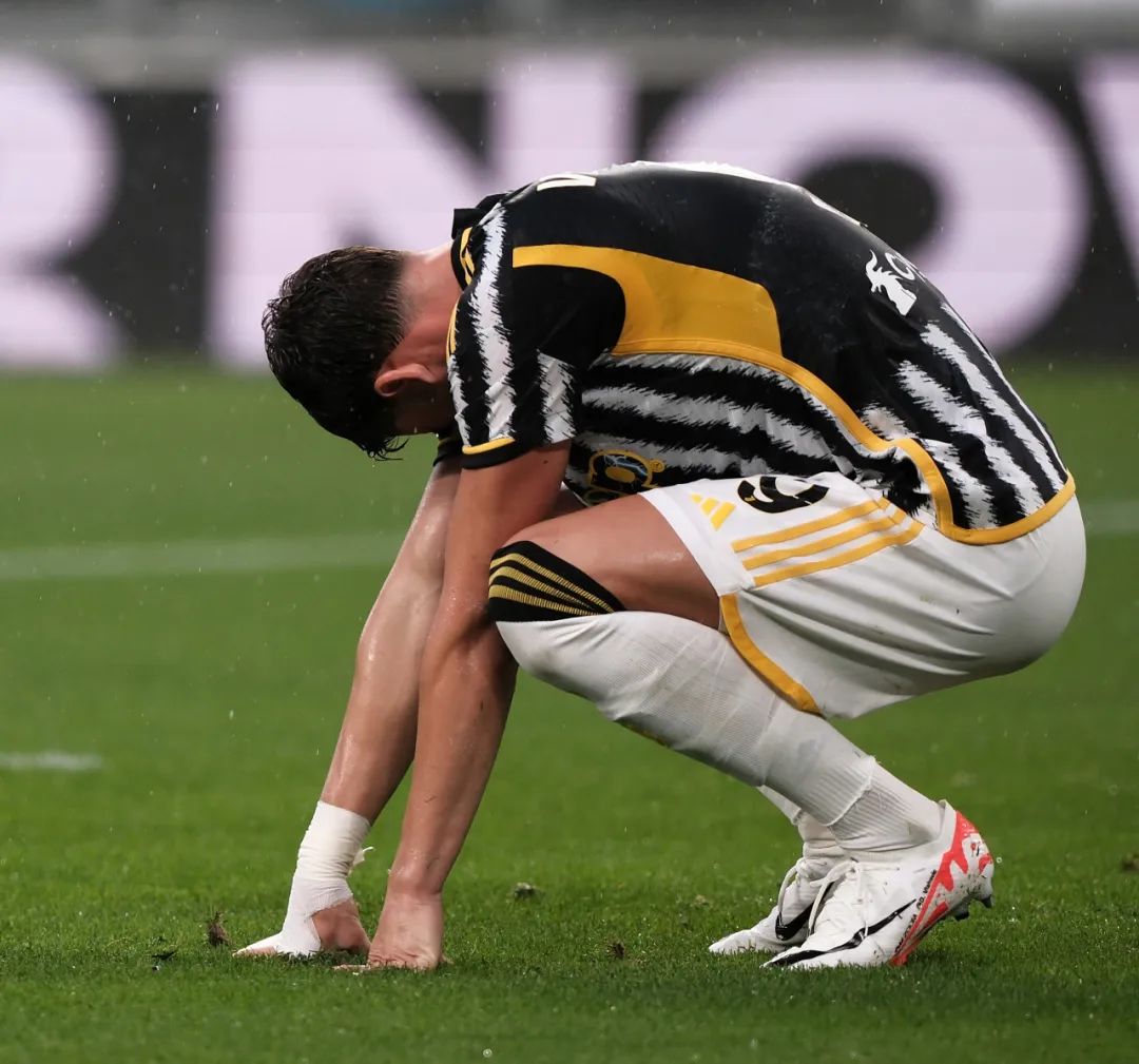 体育C罗当选沙特联赛5月最佳球员