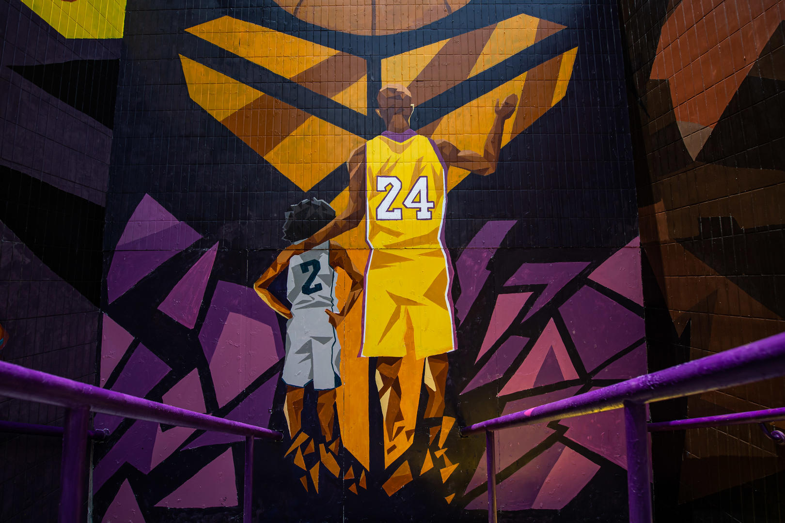 体育直击CBA：广东37分大胜 终结新疆6连胜